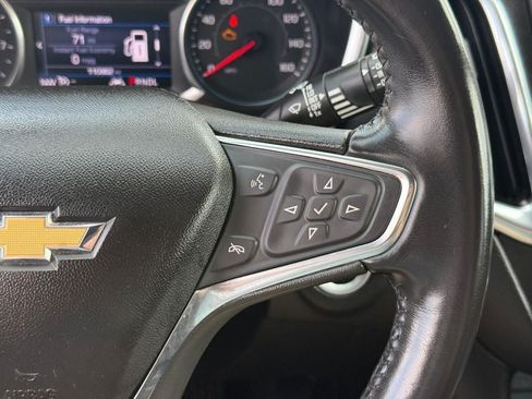 Used 2020 Chevrolet Equinox LT w/ Driver Convenience Package FWD image 19