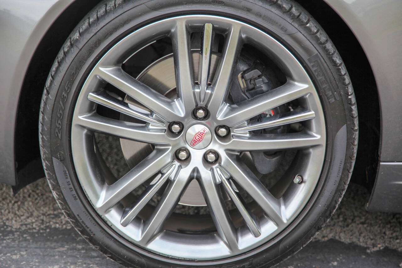 Used 2009 Jaguar XKR R RWD image 41