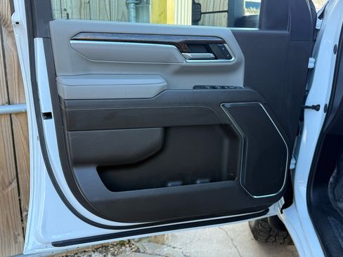 Used 2024 GMC Sierra 2500 SLE w/ SLE Value Package; image 51