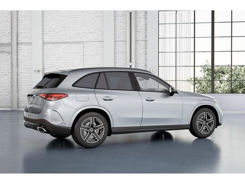 New 2026 Mercedes-Benz GLC 300 image 19