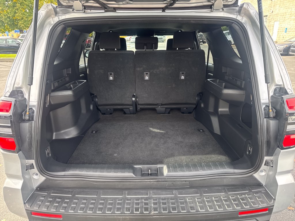 Certified 2025 Toyota 4Runner SR5 AWD/4WD image 22