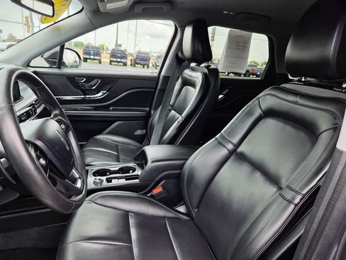 Used 2022 Lincoln Corsair AWD w/ Equipment Group 101A image 27