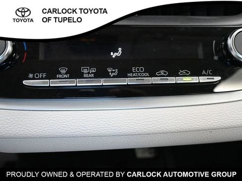 Used 2025 Toyota Corolla LE image 12
