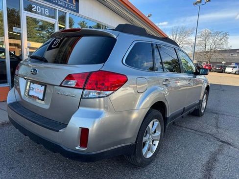 Used 2014 Subaru Outback 2.5i Limited image 7