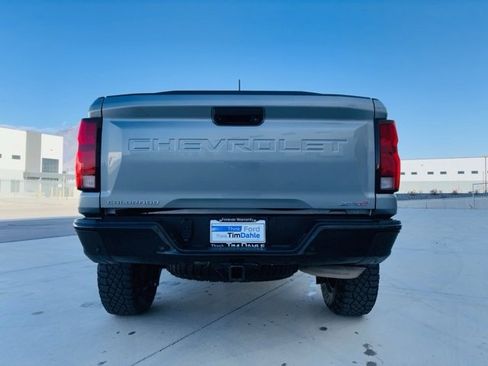 Used 2023 Chevrolet Colorado ZR2 w/ ZR2 Convenience Package III image 4