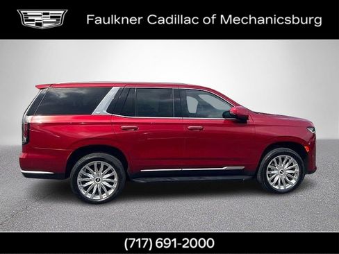 Used 2023 Cadillac Escalade Premium Luxury RWD image 4