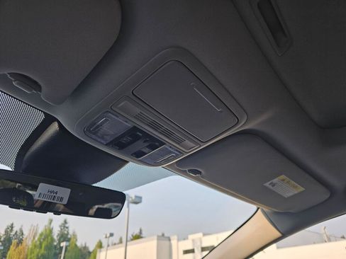New 2026 Honda Odyssey Touring image 31