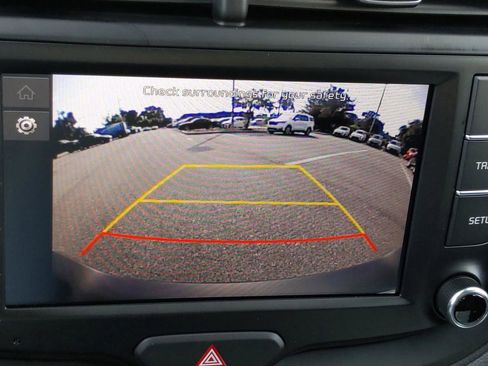 Used 2022 Kia Soul LX w/ Technology Package image 18