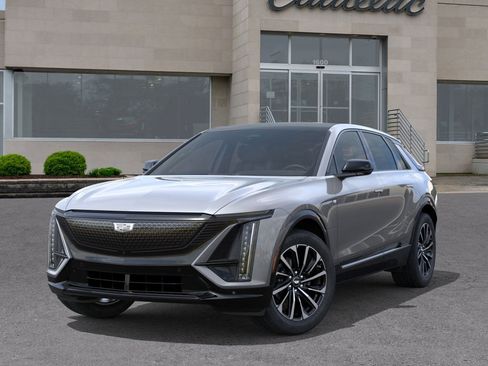 New 2025 Cadillac Lyriq Sport image 6