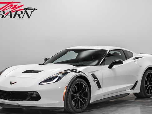 Used 2019 Chevrolet Corvette Grand Sport image 9