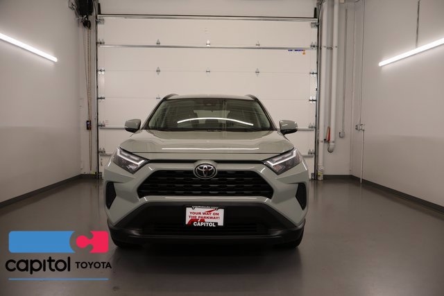 Used 2023 Toyota RAV4 XLE FWD image 7