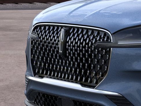 New 2026 Lincoln Aviator AWD image 17