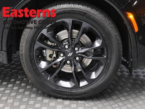 Used 2022 Dodge Durango R/T w/ Blacktop Package AWD/4WD image 33