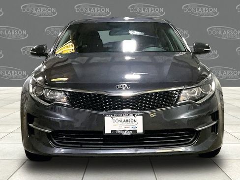 Used 2018 Kia Optima LX FWD image 2