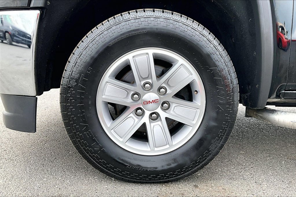 Used 2018 GMC Sierra 1500 SLE w/ SLE Value Package AWD/4WD image 35