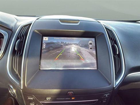 Used 2017 Ford Edge Titanium w/ Equipment Group 302A image 22