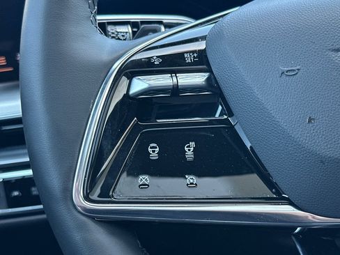 Certified 2026 Cadillac Lyriq Signature Sport w/ LPO, Floor Liner Package image 31