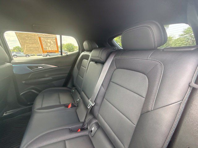 Used 2024 Chevrolet Equinox EV LT w/ LPO, Blackout Package AWD/4WD image 33