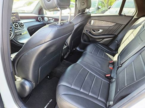 Used 2018 Mercedes-Benz GLC 300 4MATIC image 15