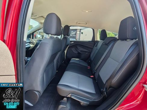Used 2017 Ford Escape SE AWD/4WD image 17