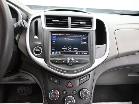 Used 2020 Chevrolet Sonic LT FWD image 14