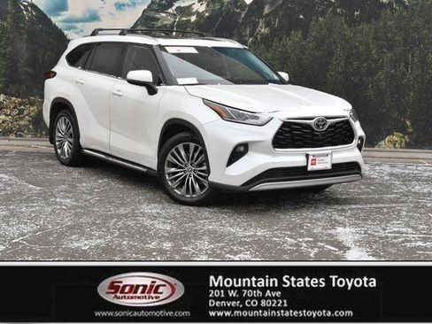 Certified 2021 Toyota Highlander Platinum image 1