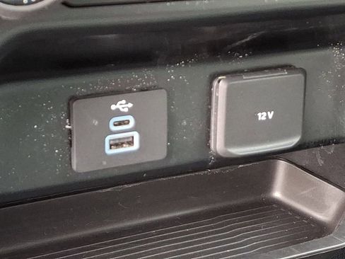 Certified 2025 Ford F250 XLT w/ Snow Plow Prep Package image 25