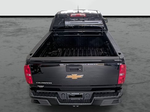 Used 2019 Chevrolet Colorado W/T w/ WT Convenience Package RWD image 3