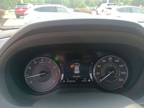 Used 2024 Acura RDX SH-AWD image 11