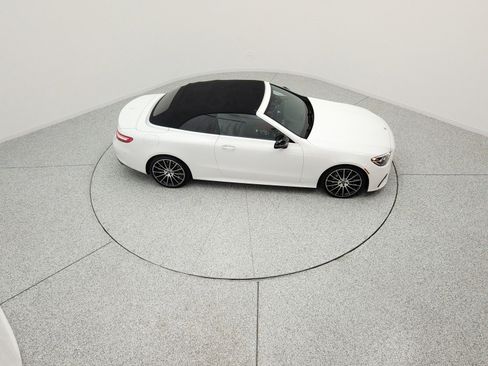 Used 2023 Mercedes-Benz E 450 Cabriolet w/ AMG Line image 16