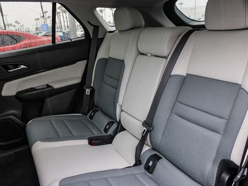 Certified 2025 Honda Prologue EX image 18