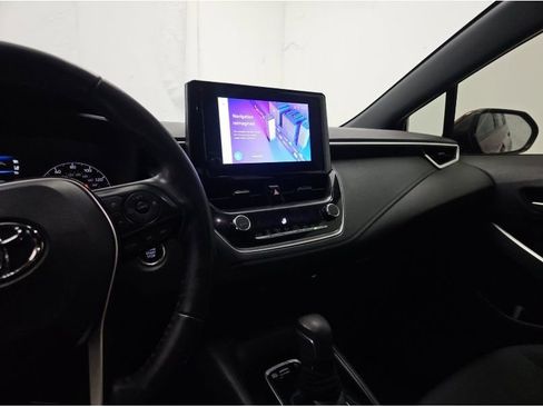 Used 2023 Toyota Corolla SE image 26