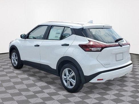 New 2024 Nissan Kicks S image 4