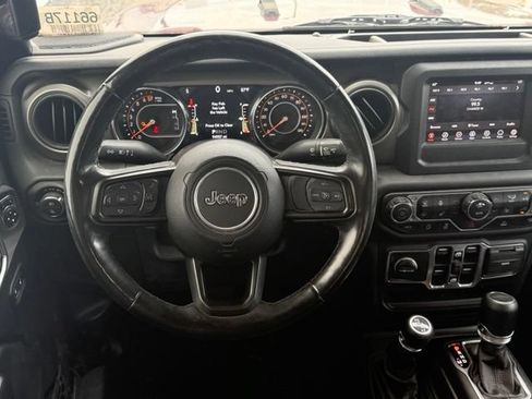 Used 2021 Jeep Gladiator Sport AWD/4WD image 24