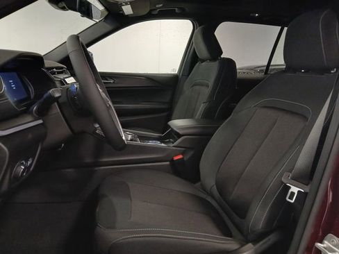 New 2026 Jeep Grand Cherokee Laredo X image 10