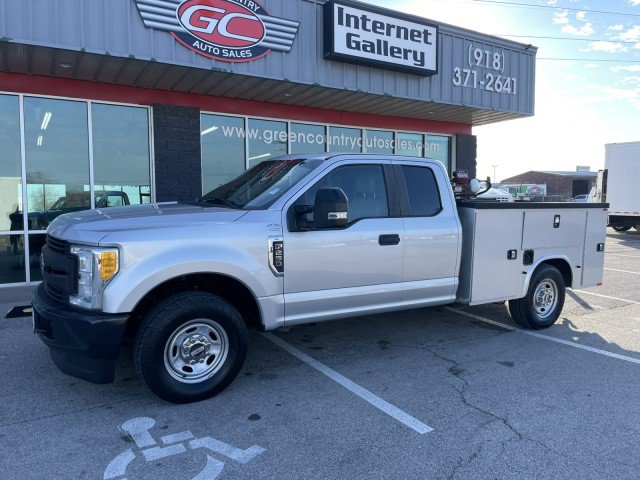 Used 2017 Ford F250 XL w/ Power Equipment Group RWD image 1