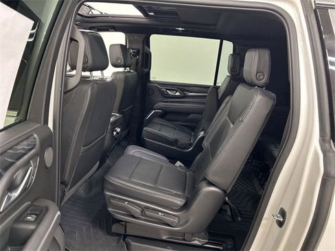 Used 2022 GMC Yukon XL Denali w/ Max Trailering Package image 21