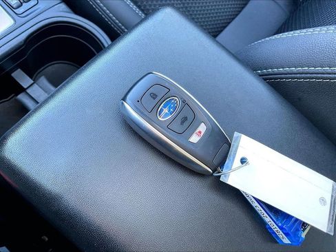 Used 2023 Subaru Forester Premium image 28