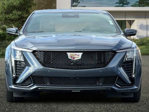 New 2026 Cadillac CT5 V image 9