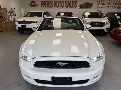 Used 2013 Ford Mustang Premium image 13
