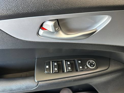 Certified 2023 Kia Forte LXS w/ LXS Technology Package FWD image 11