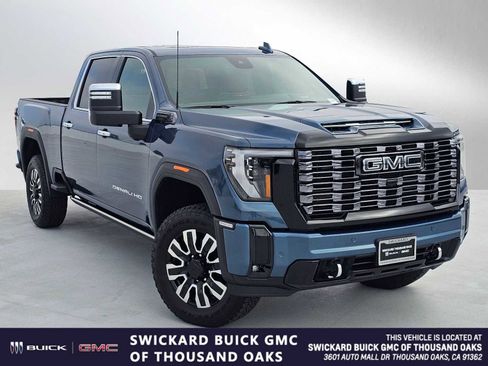 New 2026 GMC Sierra 2500 Denali Ultimate AWD/4WD image 1
