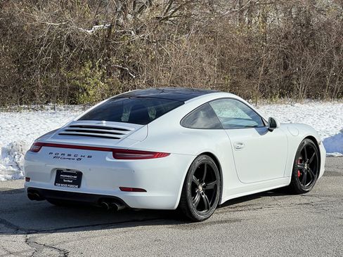 Certified 2015 Porsche 911 Carrera 4S image 6