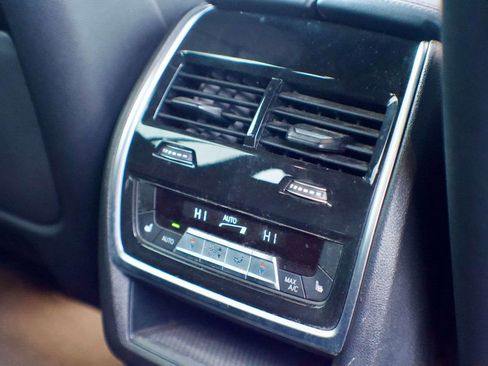 Used 2024 BMW X5 M60i image 47