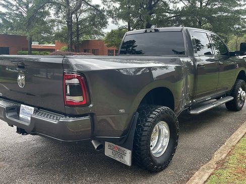 Used 2022 RAM 3500 Big Horn w/ Level A Equipment Group AWD/4WD image 5