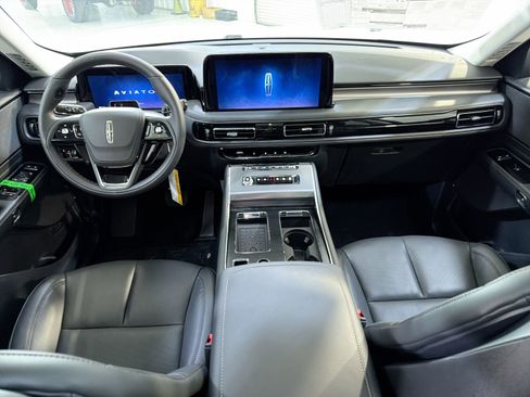 New 2026 Lincoln Aviator 2WD image 23