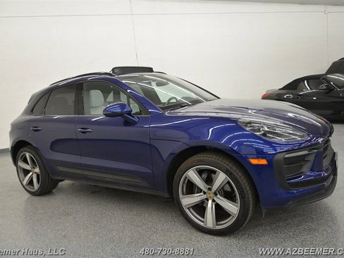 Used 2023 Porsche Macan AWD/4WD image 7