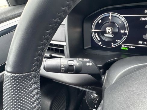 Used 2023 Mitsubishi Outlander SE image 27