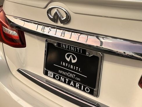 Certified 2019 INFINITI Q70 Luxe image 33