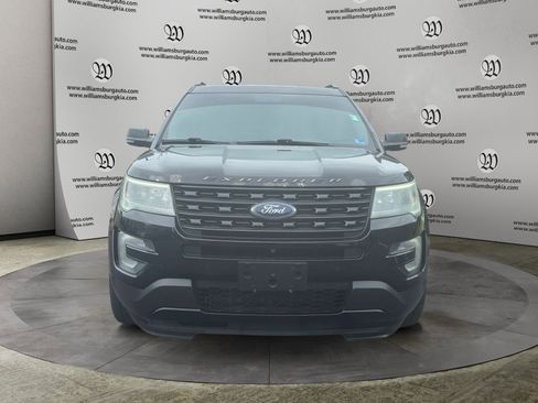 Used 2016 Ford Explorer Sport w/ Equipment Group 401A AWD/4WD image 8